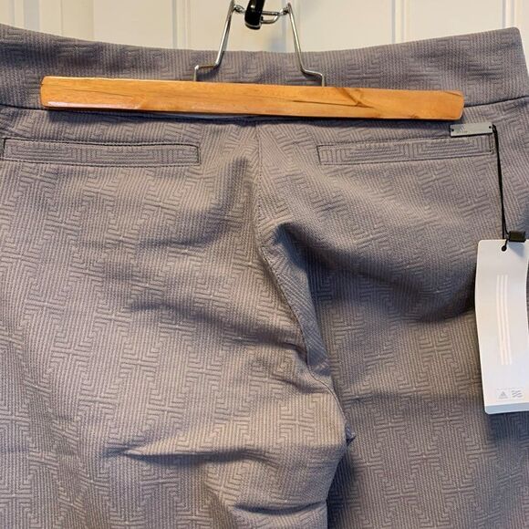 Adida ankle length golf pant, New with Tags, sz S, light grey, stretch, pull on - Picture 3 of 9